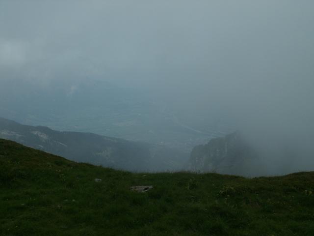 der Nebel lichtet sich langsam