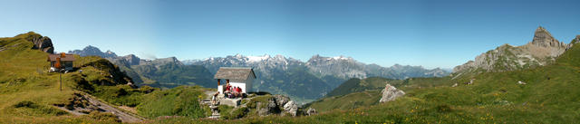 Breitbildfoto Chinzig Chulm. Rechts der Rossstock