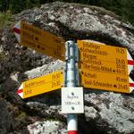 Wegweiser bei Äugsten 1499 m.ü.M.