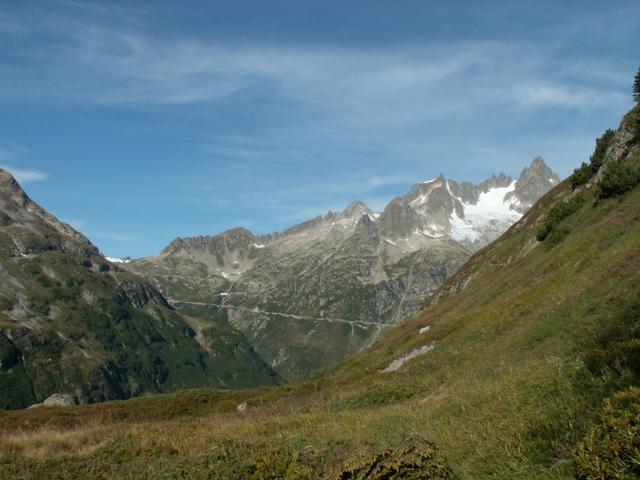 Blick Richtung Sustenpass mit Sustenpassstrasse