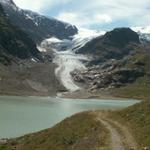 Gletschersee mit Steingletscher