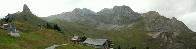 Breitbildfoto auf der Bannalp mit Bietstöck und Walenstöck