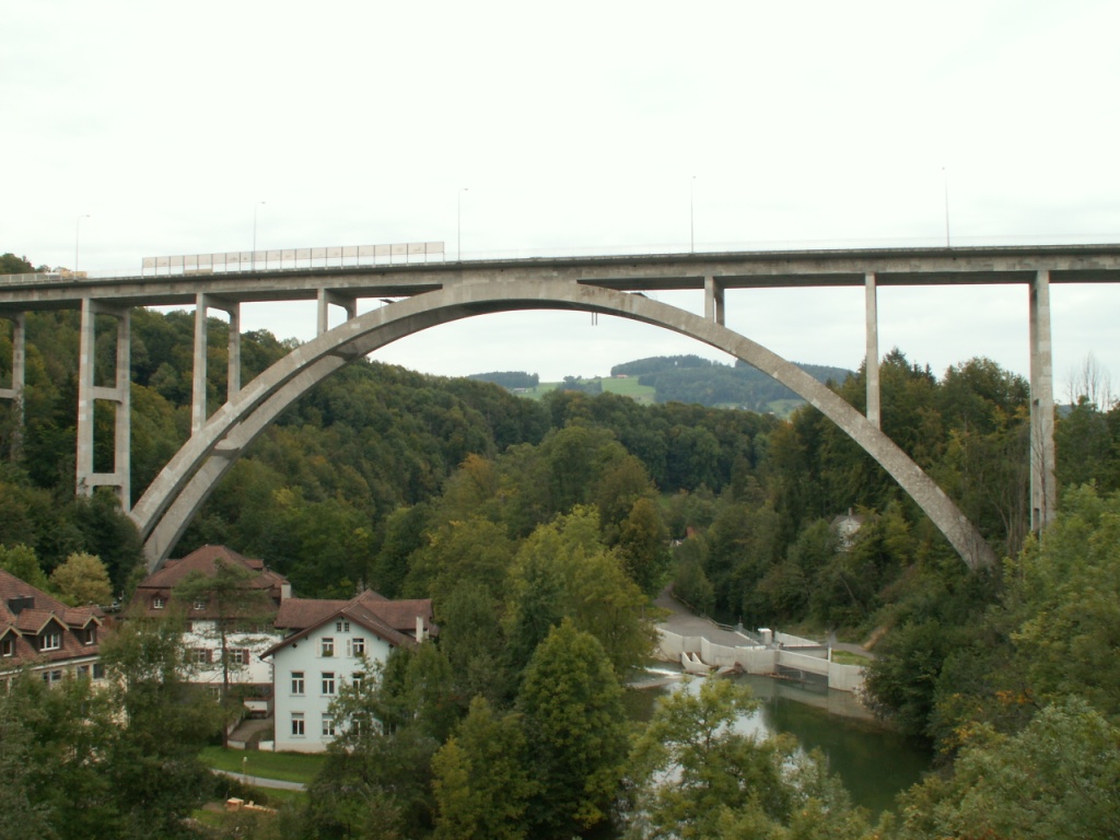 die Fürstenlandbrücke