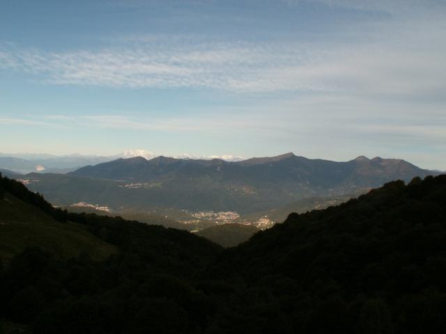 Breitbildfoto am Morgen von der Capanna Pairolo aus gesehen