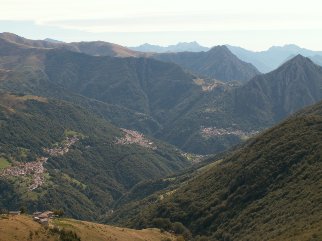 Blick nach Italien ins Val Cavargna