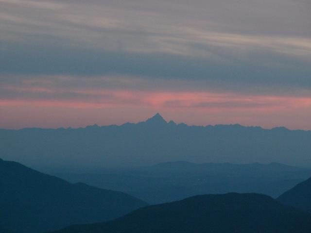 man sieht sogar der Monviso, der Hausberg von Turin