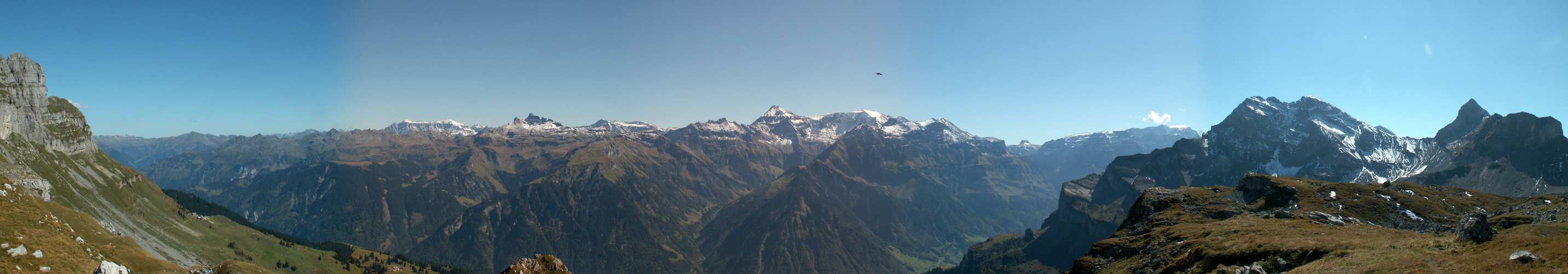 Breitbildfoto der Glarner Alpen