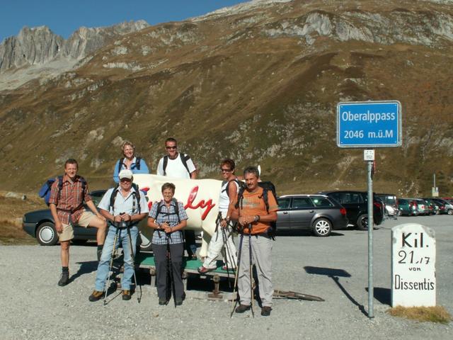 Gruppenfoto auf dem Oberalppass