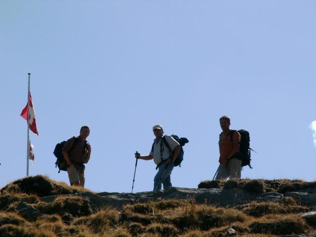 die Männer haben die Hütte schon erreicht