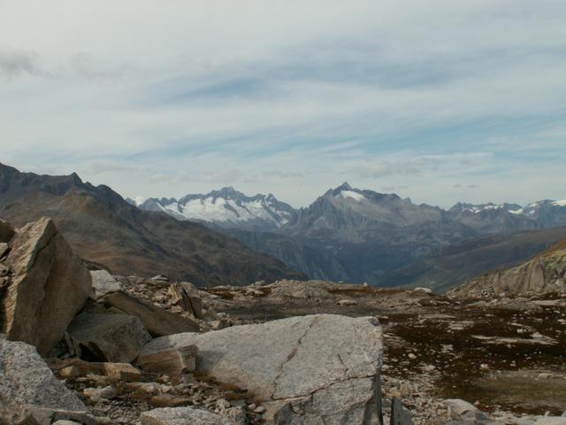 Blick Richtung Urner Berge Dammastock und Sustenhorn