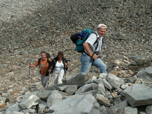 trotz dem schwierigen Aufstieg lacht alles