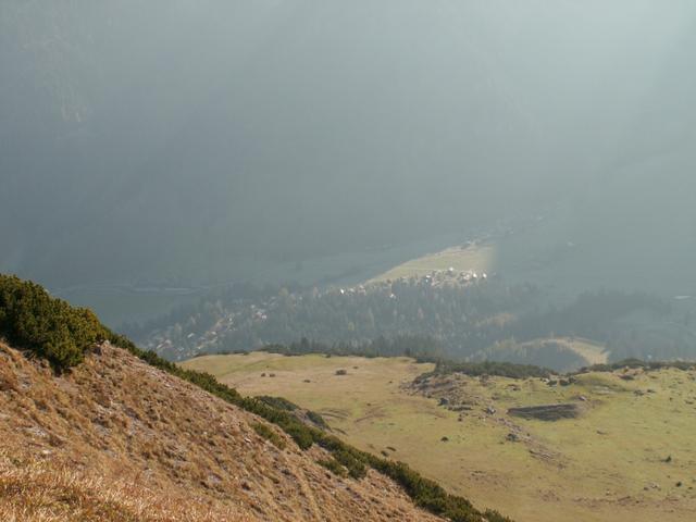 Blick runter nach Nenziger Himmel