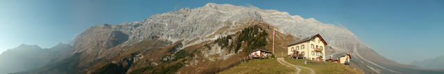 Breitbildfoto der Schesaplana Hütte