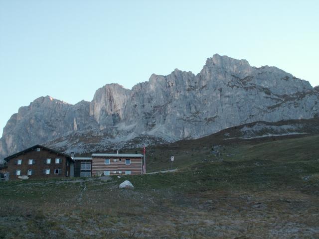 Berghaus Sulzfluh mit Schijenflue