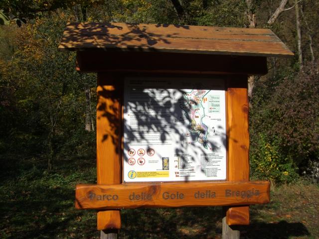 Informationstafel am Eingang des Park