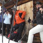 kleine Pause bei einer Hütte