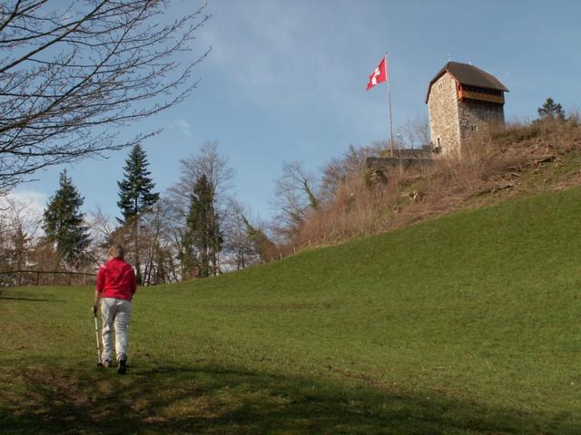 wir kommen der Burg näher