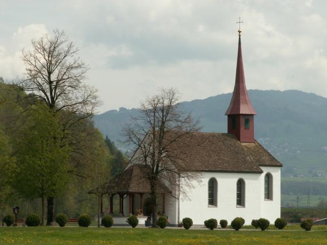 wir verlassen die schöne Kapelle