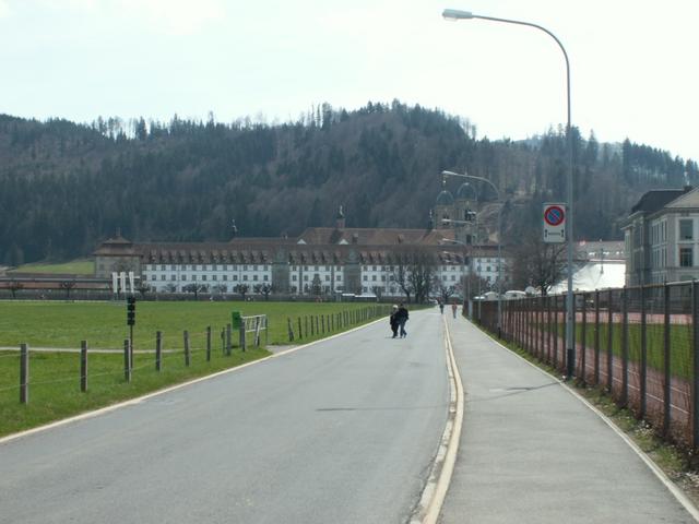 kurz vor dem Kloster Einsiedeln