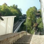 Standseilbahn die mit Hilfe von Wasser hochgezogen wird