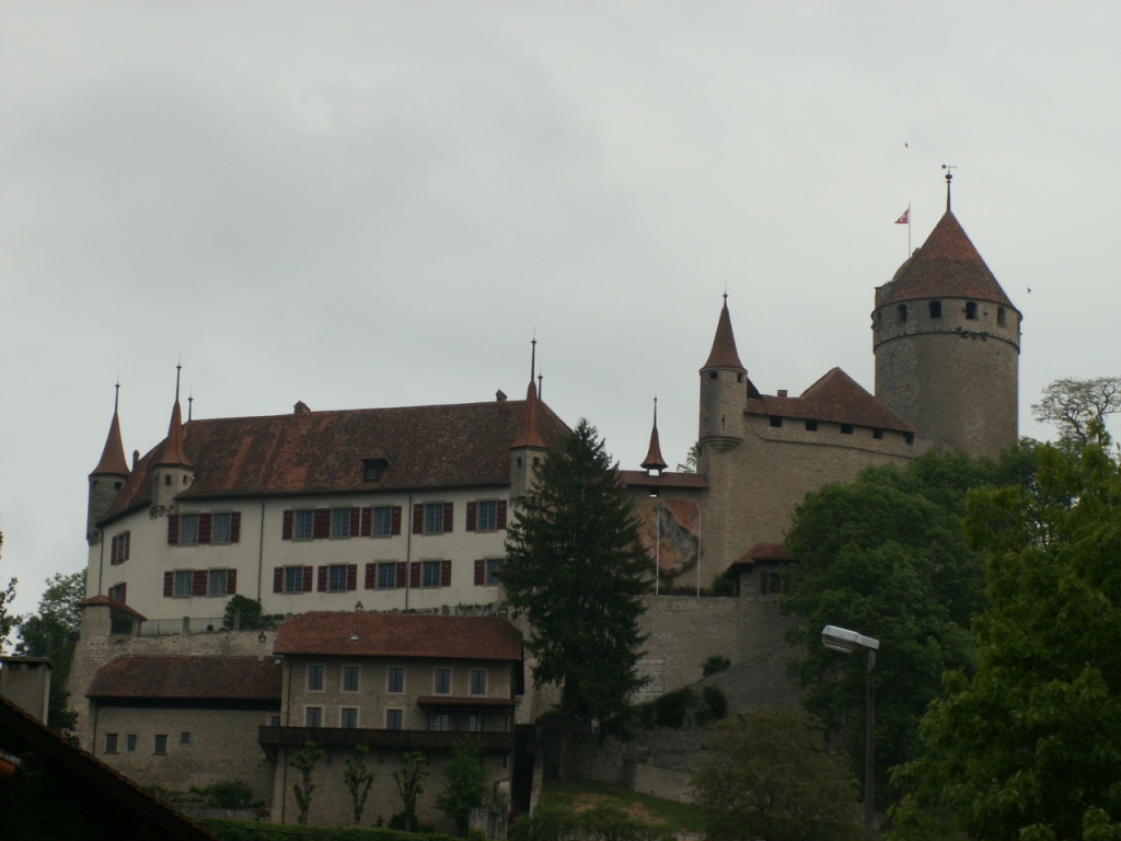 Schloss Lucens
