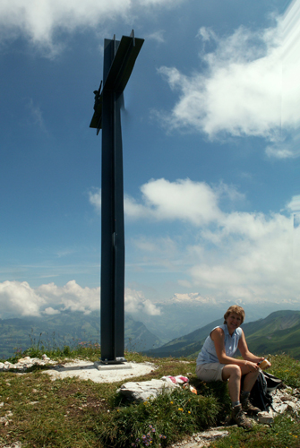 Mäusi mit Gipfelkreuz 1904 m.ü.M.