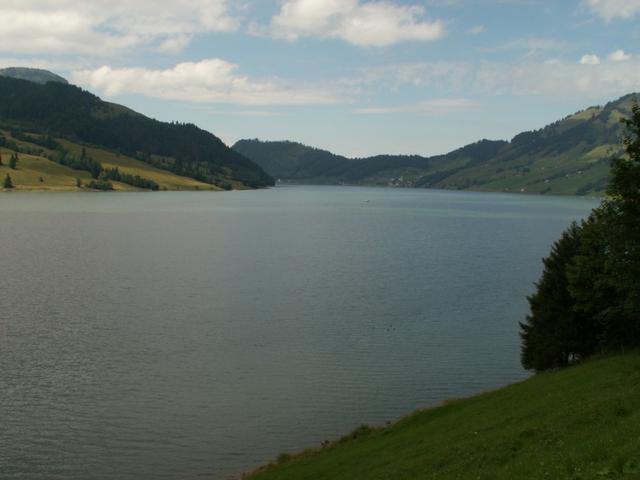 wir haben den Wägitalersee erreicht 918 m.ü.M.