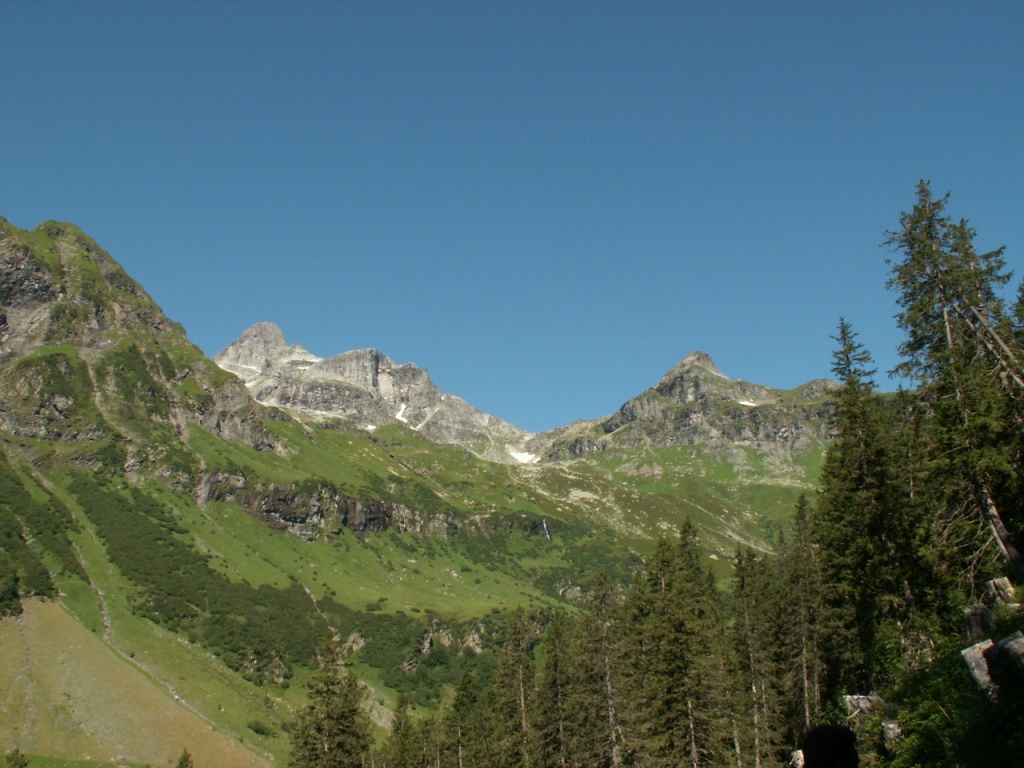 Blick Richtung Kärpf