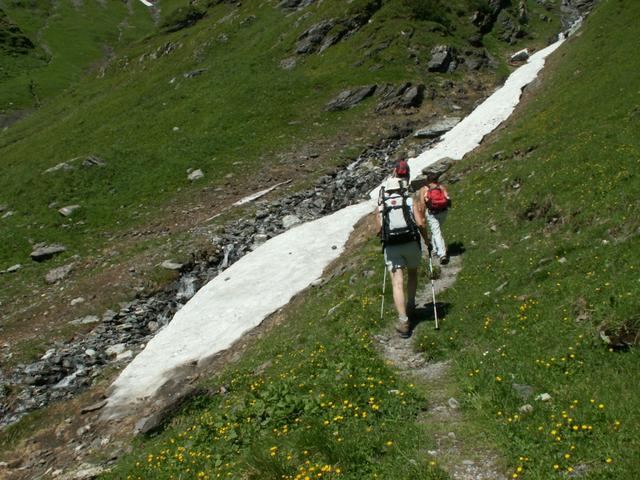 beim Garichtibach liegt noch Schnee