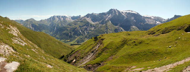 Breitbildfoto vom Erbser Stock 2182 m.ü.M.