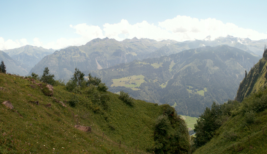 Blick ins Linthal und Kärpf Gebiet