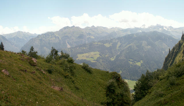 Blick ins Linthal und Kärpf Gebiet