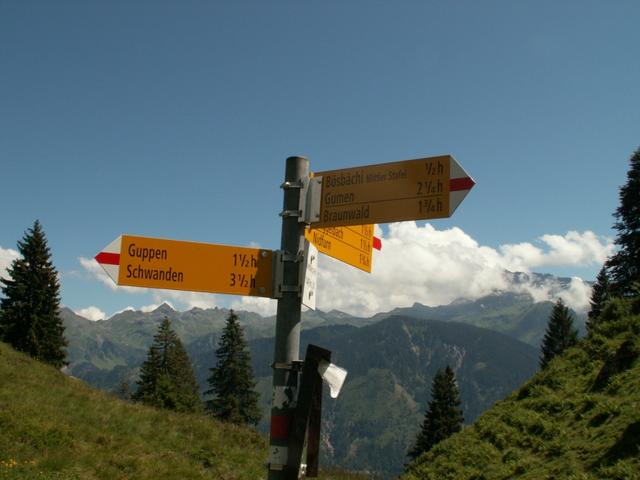 Wegweiser bei Ober Stafel 1427 m.ü.M.