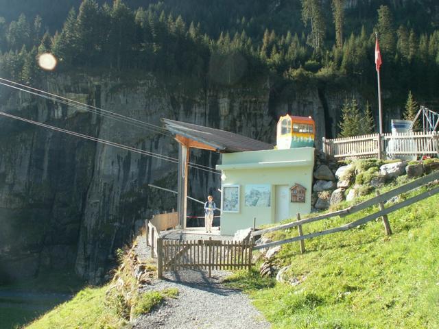 bei der Talstation der Luftseilbahn Urnerboden-Fisetengrat