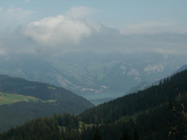 Blick Richtung Walensee und Amden