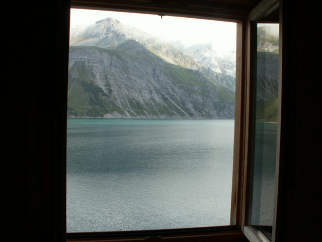 Blick vom Zimmer hinaus auf den Lünersee