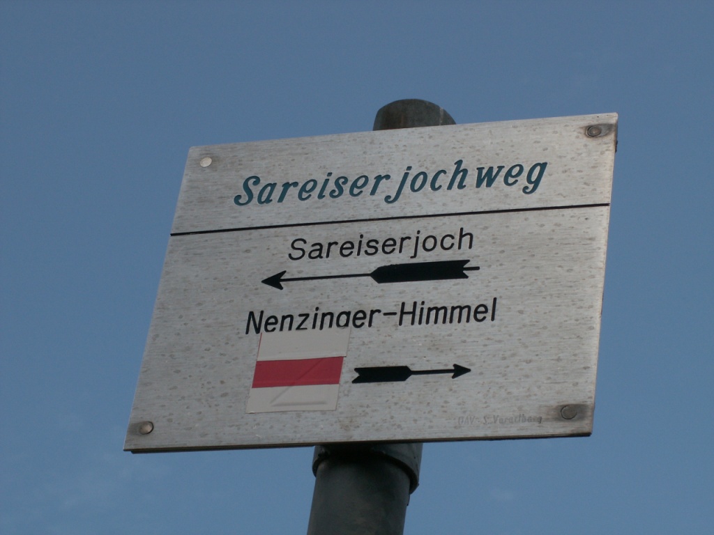 Wegweiser auf dem Weg