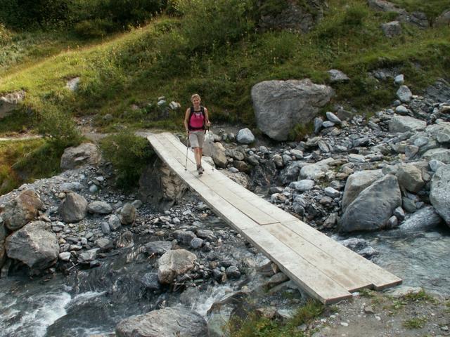 Mäusi läuft gerne über solche Brücken