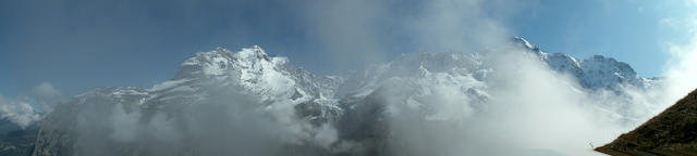 Breitbildfoto Jungfrau mit Rottalhorn, Gletscherhorn und Äbeni Flue