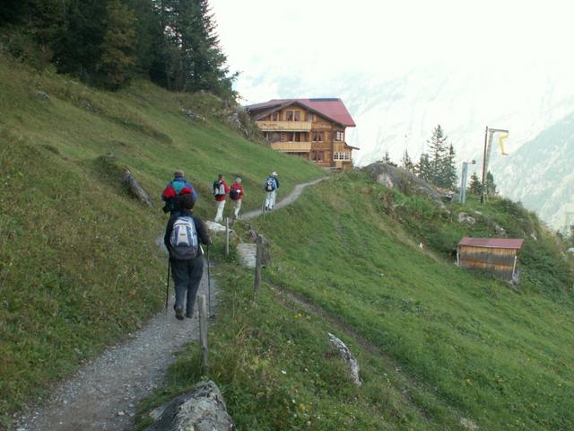 wir erreichen das Berggasthaus Tschingelhorn