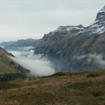 das Lauterbrunnental liegt immer noch im Nebel