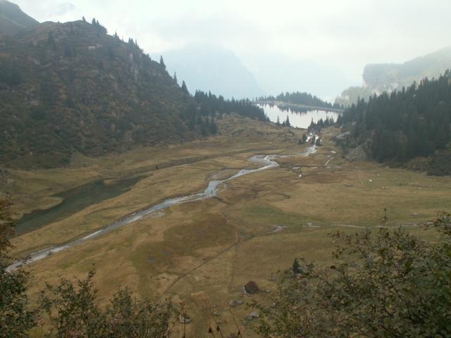 Blick zurück zum Stausee Garichti