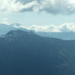 Breitbildfoto der Glarner Berge, von Stäfeli aus gesehen