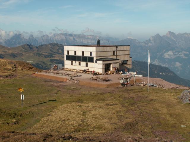 die Spitzmeilenhütte 2087 m.ü.M.