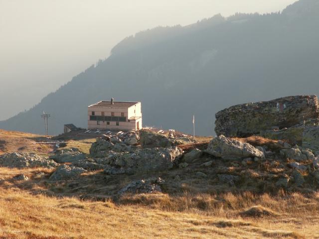 nochmals einen Blick zurück zur Spitzmeilenhütte