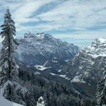 Blick von Mättli 1625 m.ü.M. ins Glarnerland