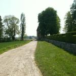 der Weg fürt uns zum Château de Bossey