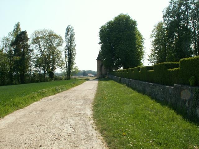 der Weg fürt uns zum Château de Bossey