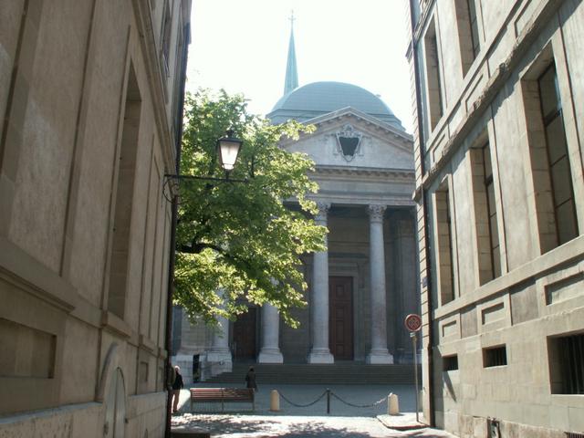 wir haben die Cathédrale Saint-Pierre erreicht