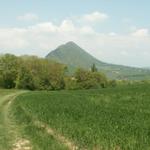 hinter dem Berg Le Mont liegt Frangy unser nächstes Ziel